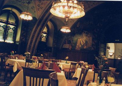 �s���ɒn���̃��X�g����