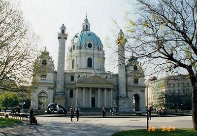 カール教会 外観