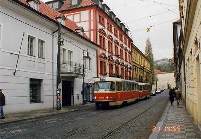 �ׂ�����d�Ԃ��s��