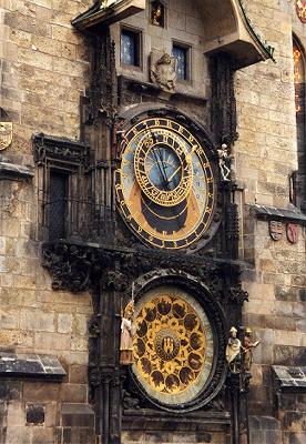 ���s���ɂ̎��v��