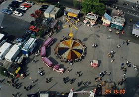 �V����Ԃ��ʂ��Ă���